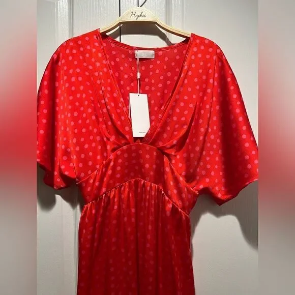 Q2 MAXI CINCHED AT THE WAIST DRESS WITH ANGEL SLEEVES IN RED POLKA size S - Picture 7 of 11